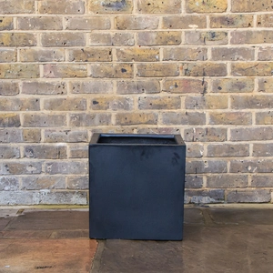 Polystone Cube Outdoor Pot W30cm x H30cm - image 4