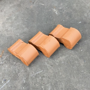 Smooth Terracotta Pot Feet (Foot Size L80 x W40 x H35mm) - Set of 3