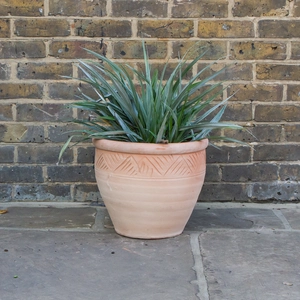 Whitewash Terracotta Handmade Stan Etched Planter (D38cm x H33cm) Outdoor Plant Pot - image 3